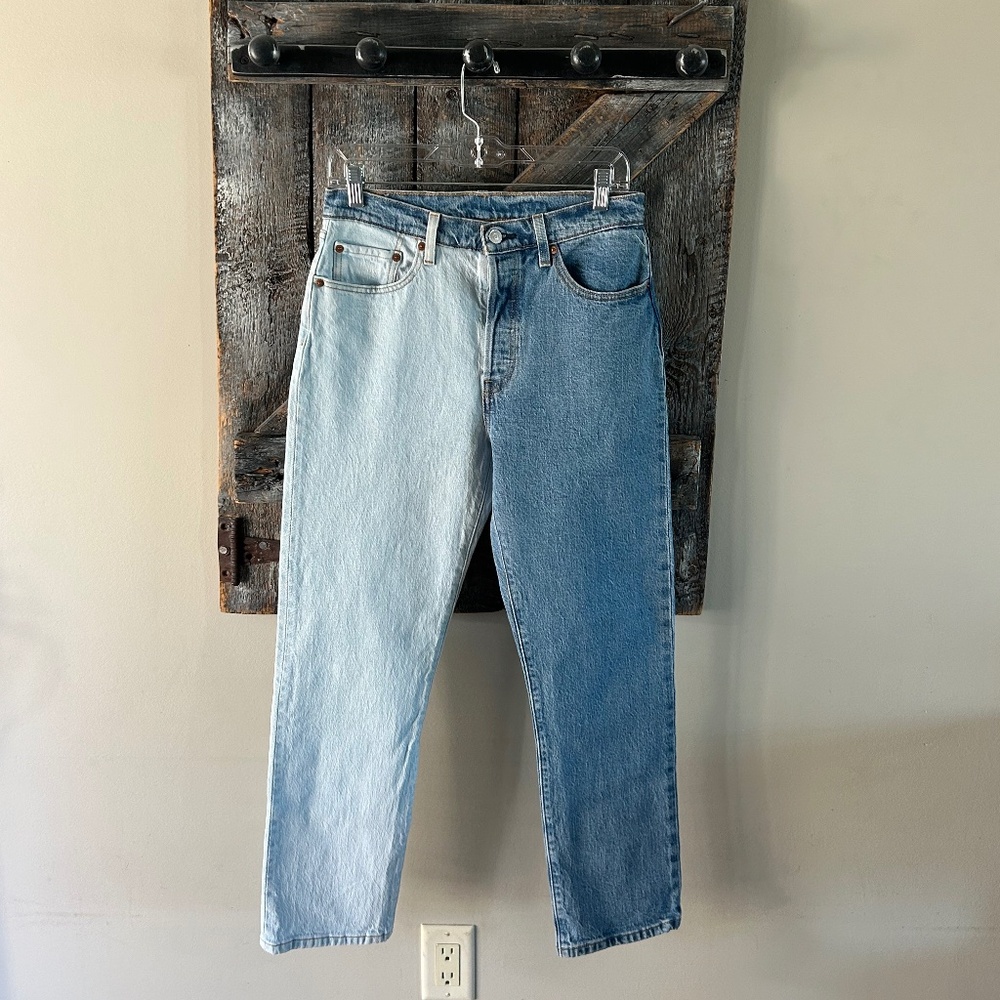 New w/Tags Women's Levi's 501 Two Tone Button Fly Jeans